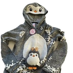 Justice Penguin Pouch One Piece Pajama size 7 Pajama Party & Costume Party